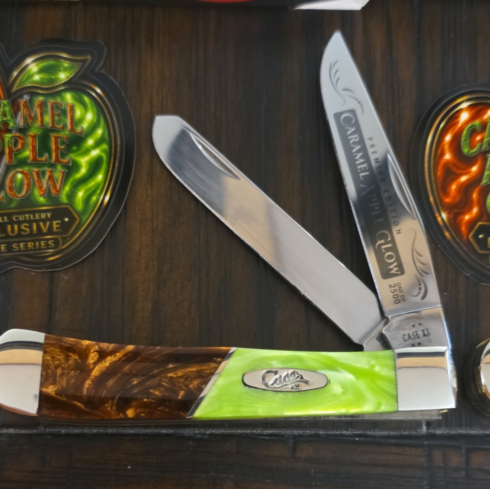 Case Caramel Apple Trappers w New In Box