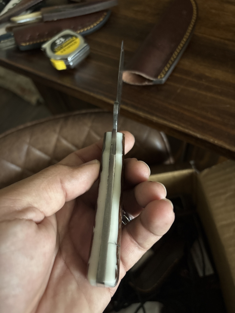 Fixed blade
