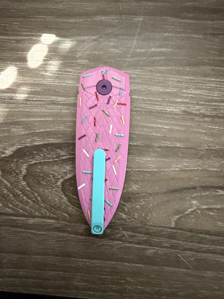 Bestech knives cricket/QUQU button lock dessert warrior pink G-10 2.2” blue 