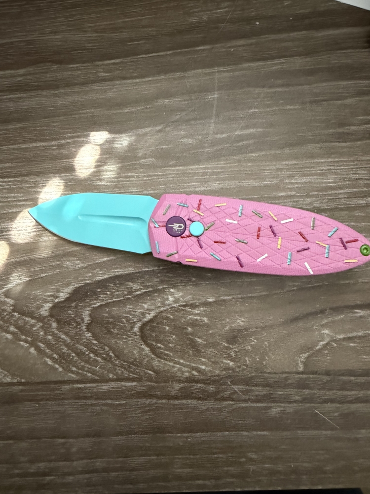 Bestech knives cricket/QUQU button lock dessert warrior pink G-10 2.2” blue 