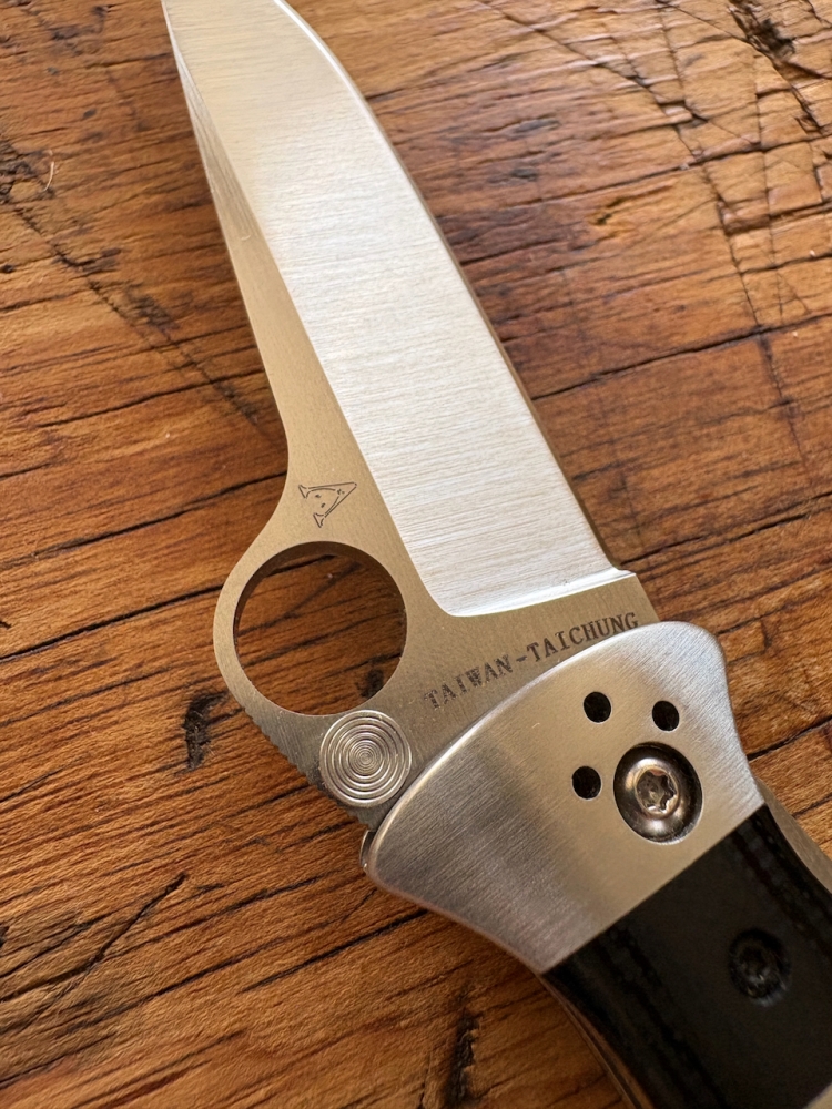Spyderco Vallotton Sub-Hilt Pln (C149GP) – MINT Condition / Never Used