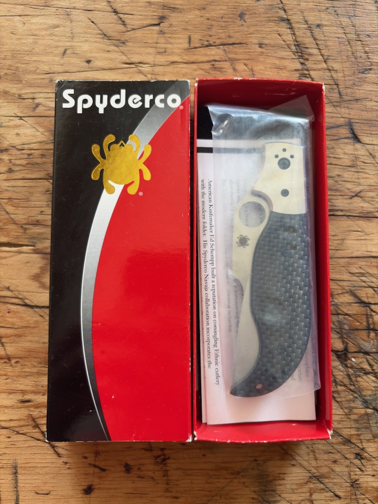 Spyderco Ed Schempp Navaja C147CFP Carbon Fiber S30V Discontinued MINT
