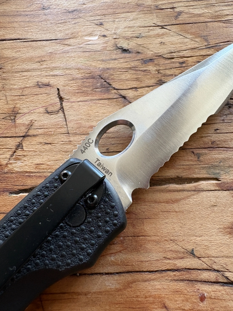 Benchmade Pika 10400s