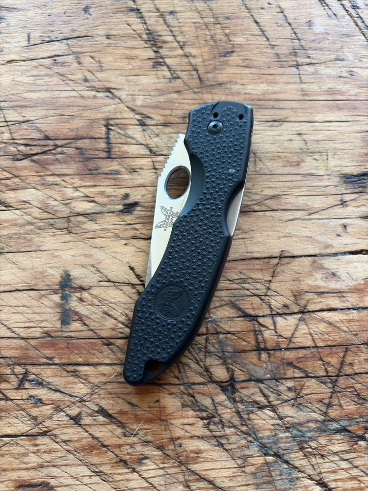 Benchmade Pika 10400s