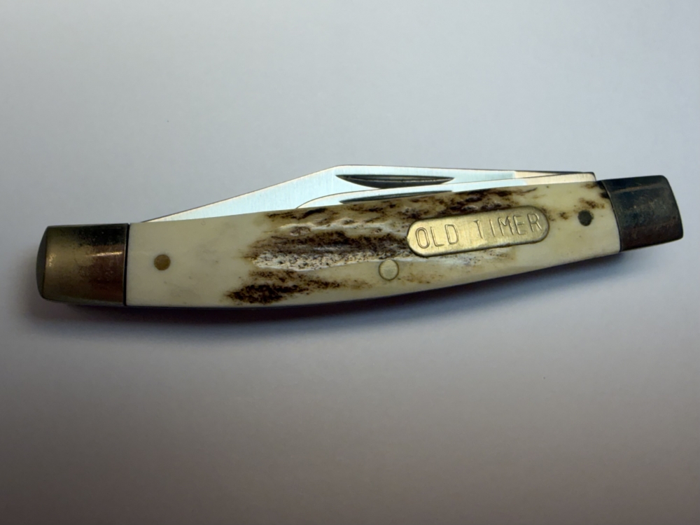 Schrade USA 33ST Middleman Jack – Factory-Built Genuine Stag – Mint – Original Box & Complete