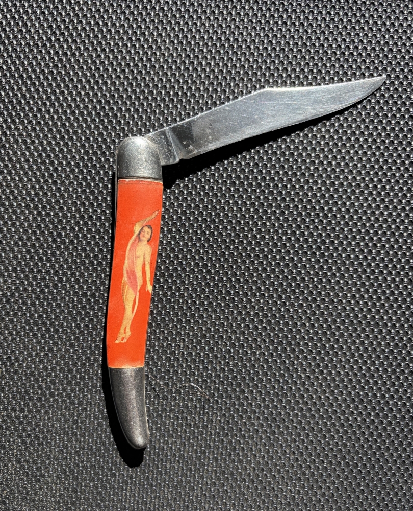 Vintage Hammer Brand Pin-Up Girl Pocket Knife