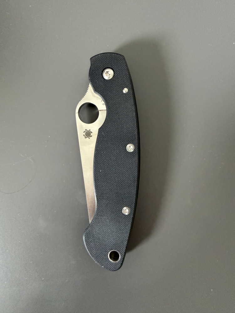 Spyderco Military v1 Pocket Knife