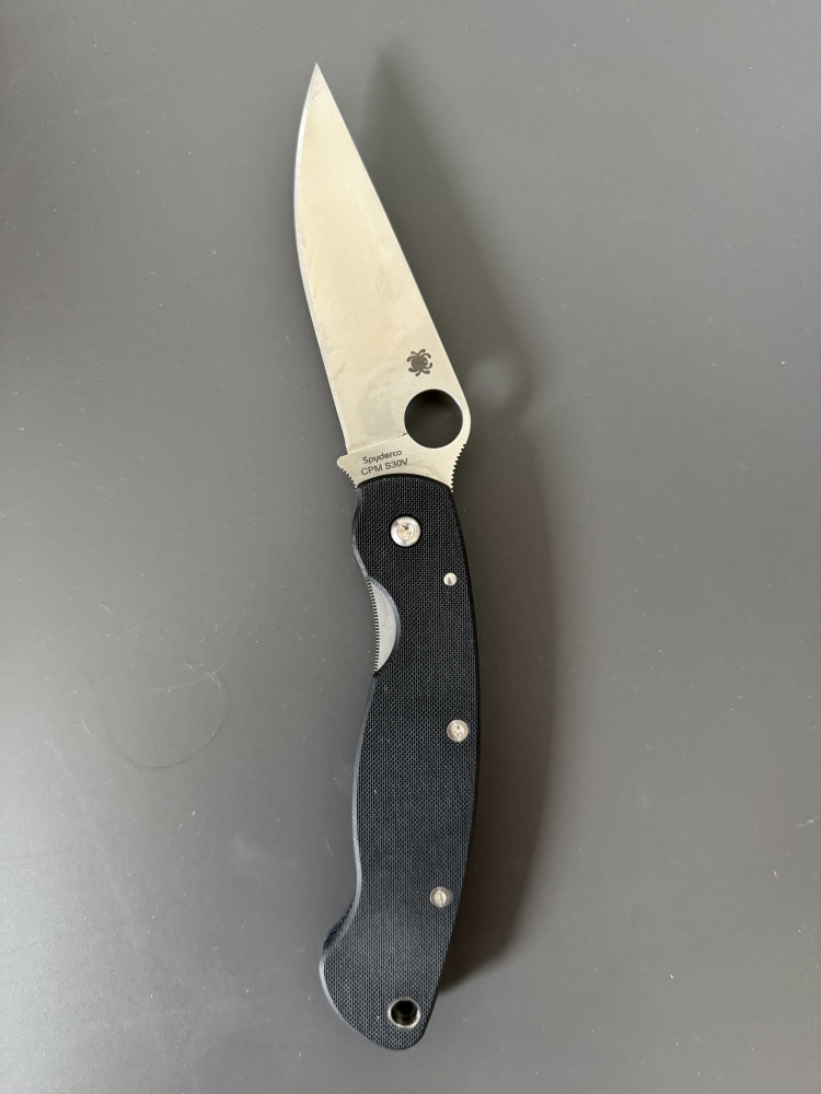 Spyderco Military v1 Pocket Knife