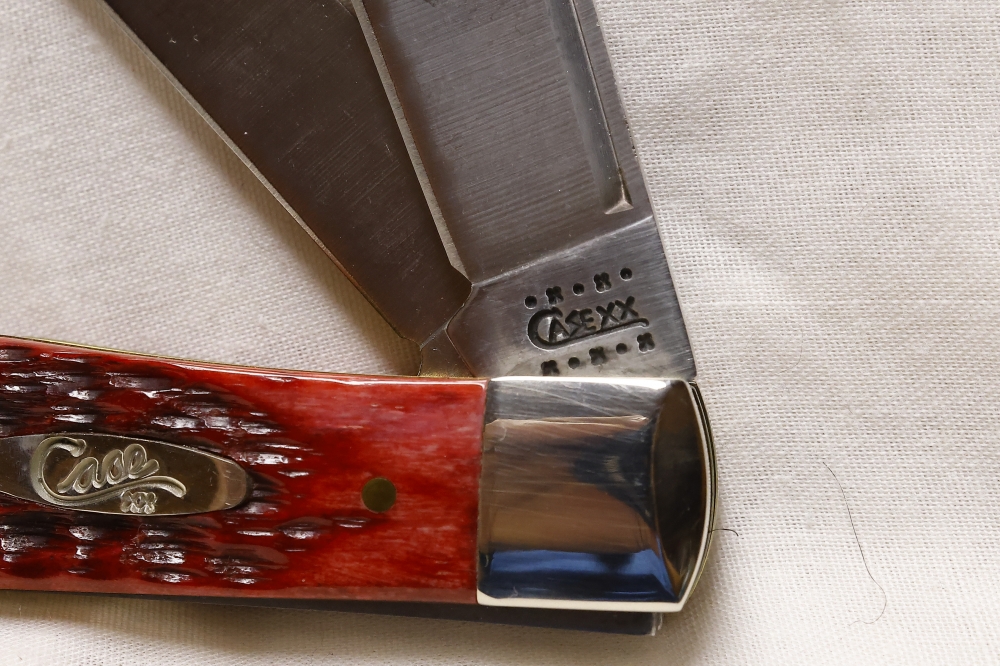 Very hard to find CASE TRAPPER! Add this RARE CASE TRAPPER to your CASE collection today!!