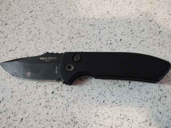Pro-Tech TR-3 Integrity Black SC35VN Blade Folding Knife
