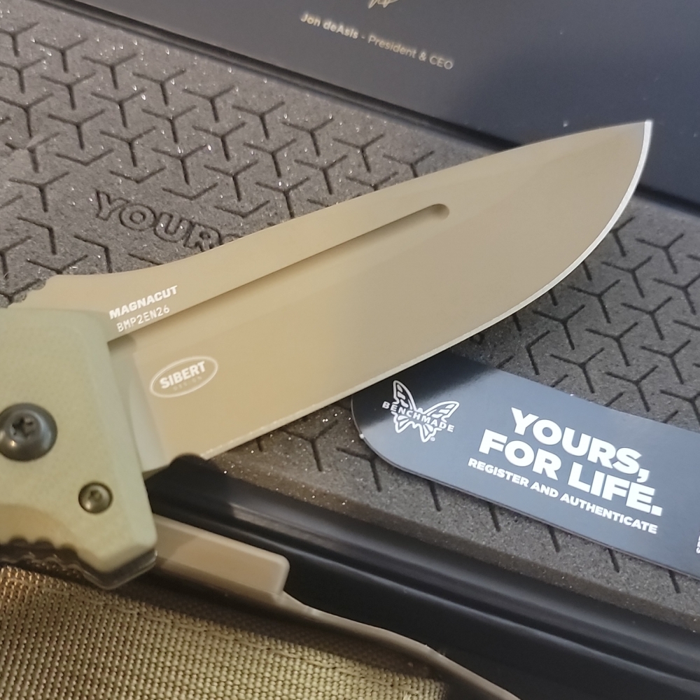 Benchmade adamas 