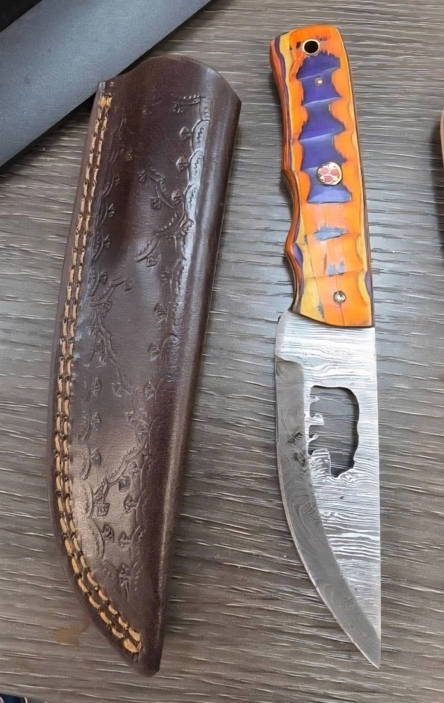Bear Stamped Fixed-Blade