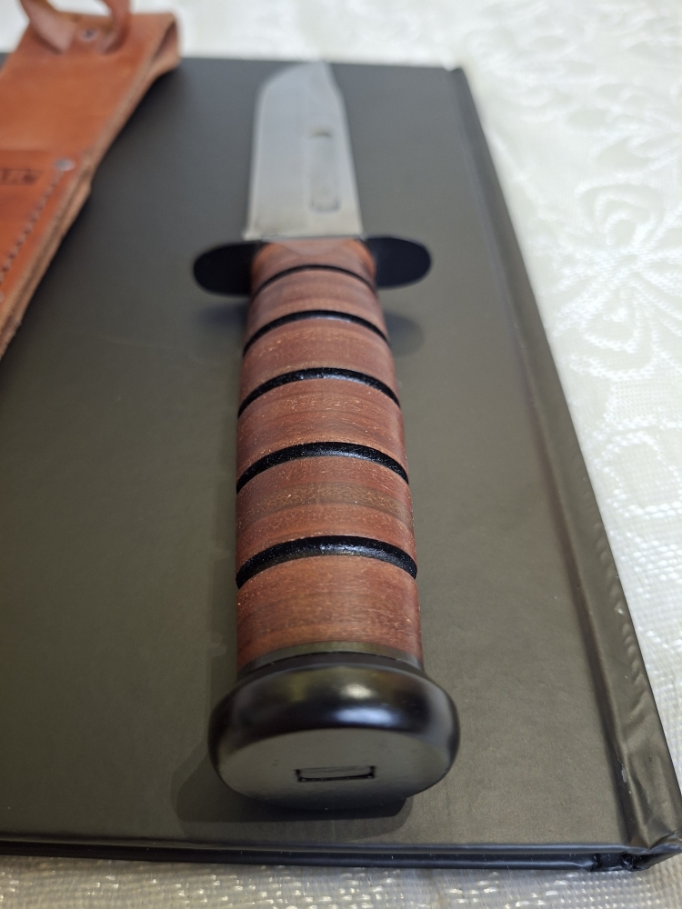 KABAR, Unused, cut few papers. stripped paint off. Mint