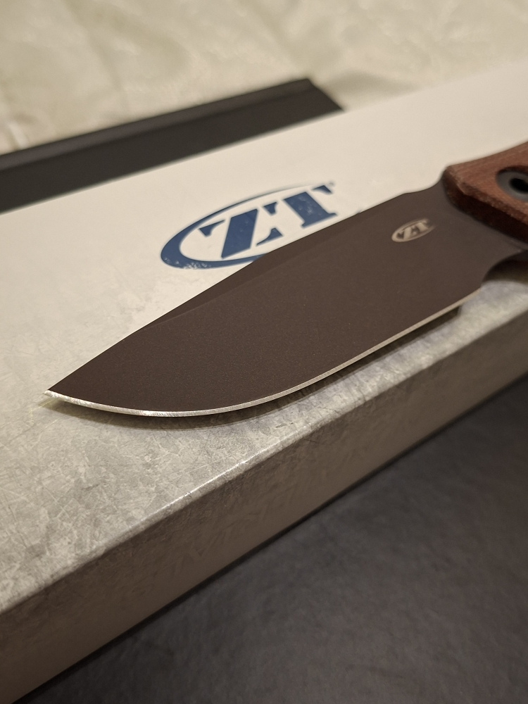 ZT0004 cpm cru-wear, Not been toutched NEW.