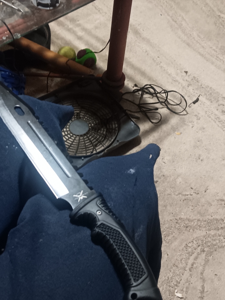 Professional defense and safety knife