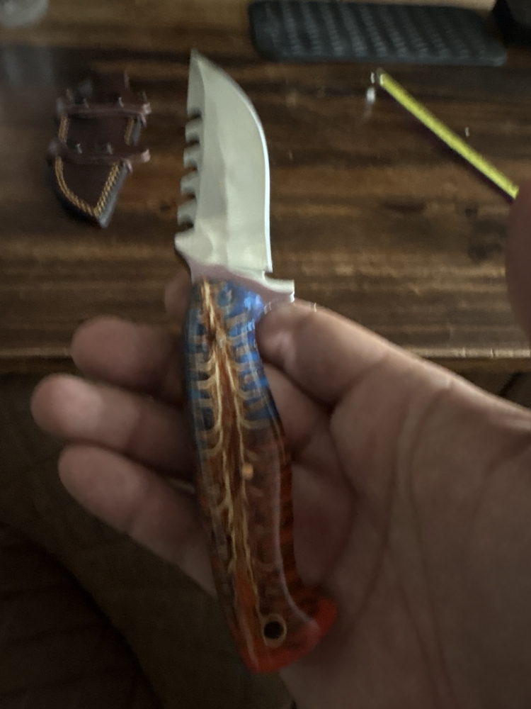 Hunting knife