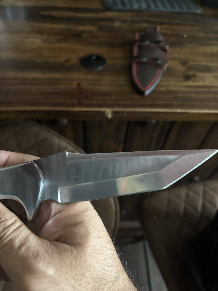 Hunting knife 