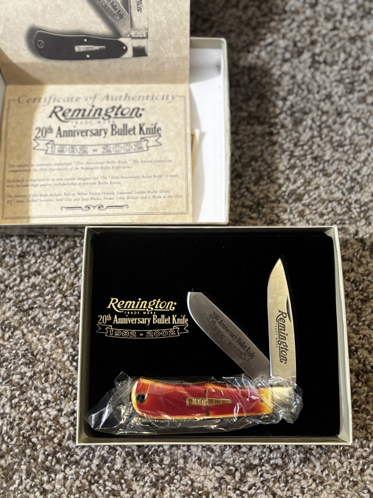 28 Knife Remington Collection
