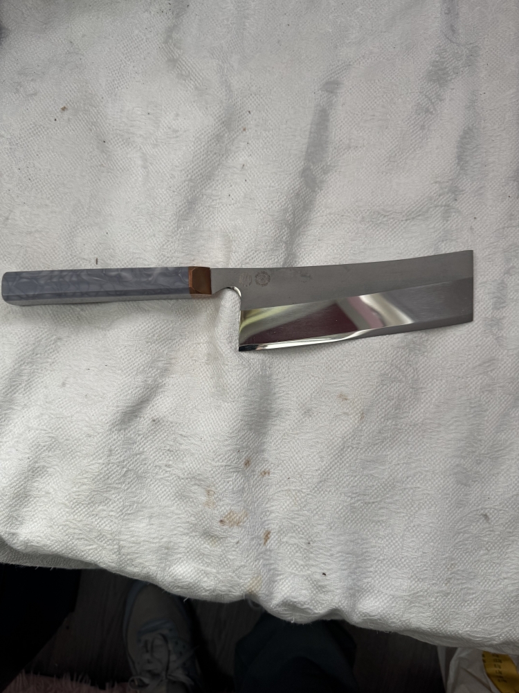 Majime Nakiri knife. 