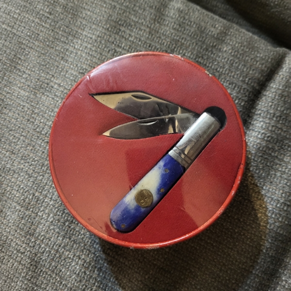 Vintage Son & Dad Cutlery Co. 2-Blade Pocket Knife with Original Display Tin