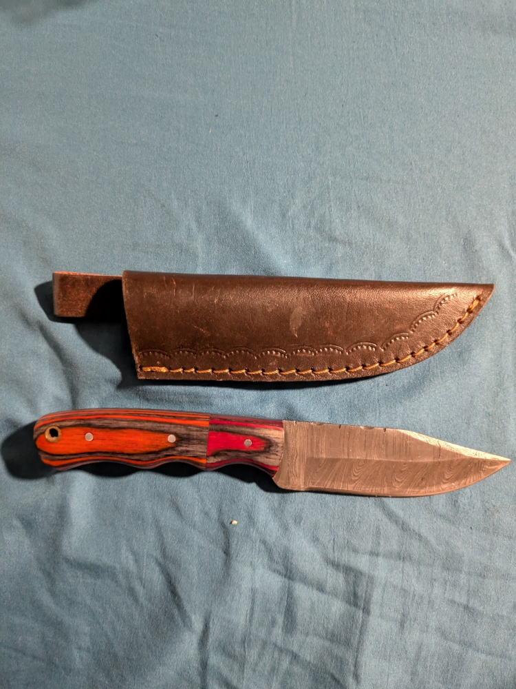 Damascus fixed blades 