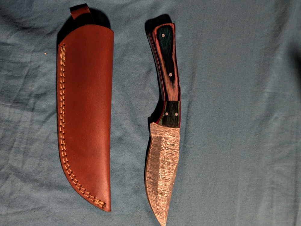 Damascus fixed blades 