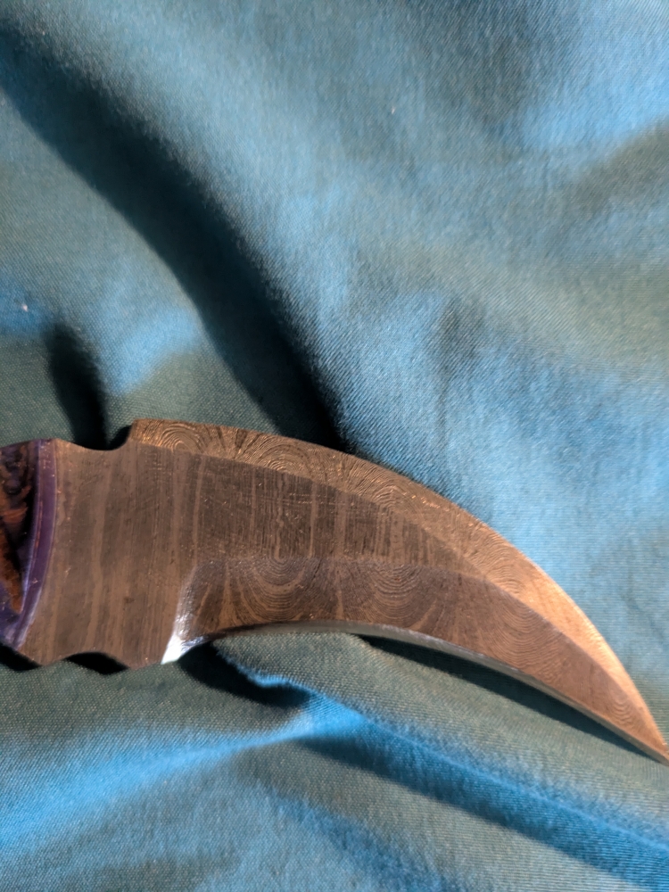 7 inch Damascus karambit 