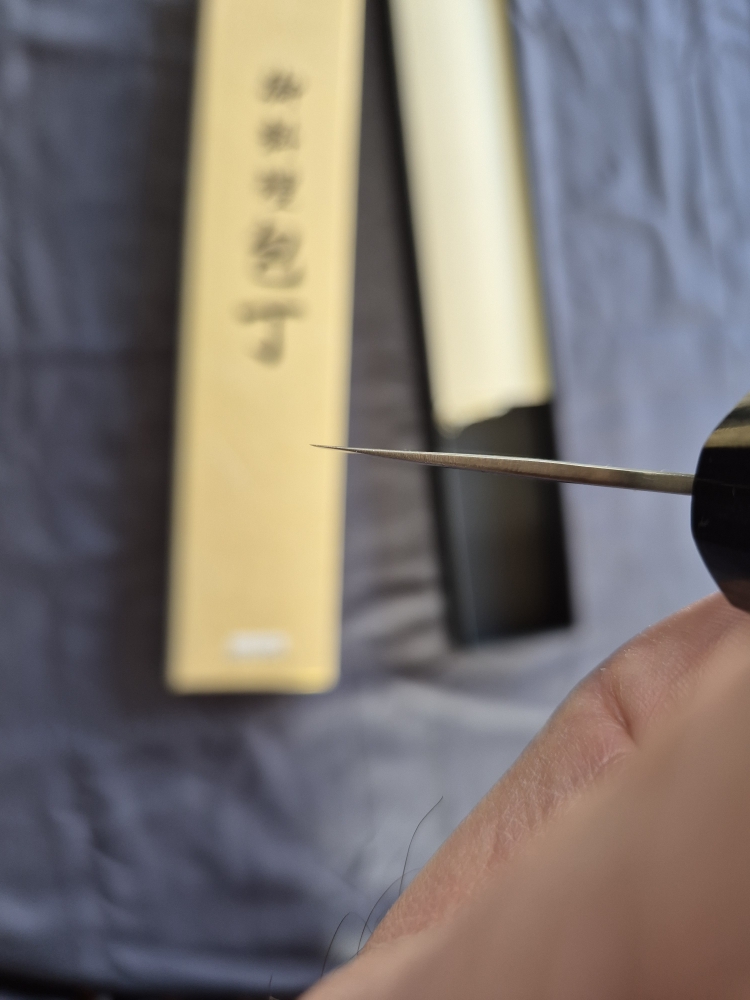 YOSHIHIRO GINSAN 240MM GYUTO