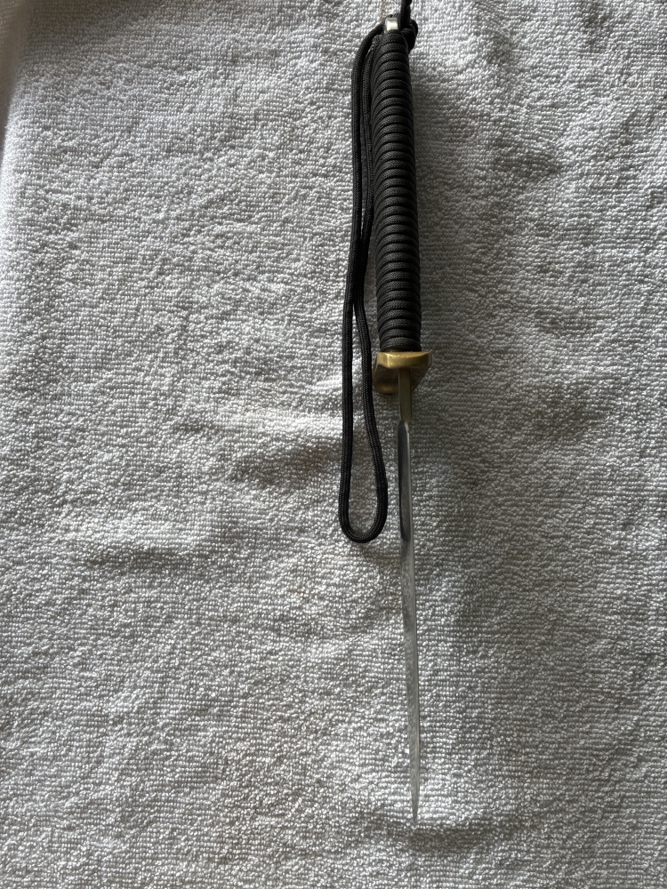 EK commando, bowling knife, Paracord handle Fixed blade, new condition with sheath