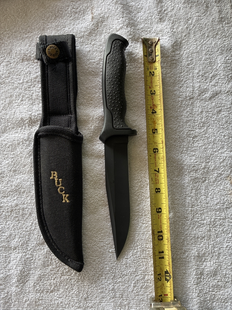 Vintage US Buck Knighthawk model #650 Fighting/Hunting Knife with Sheath 6” Blade 11” overall length 