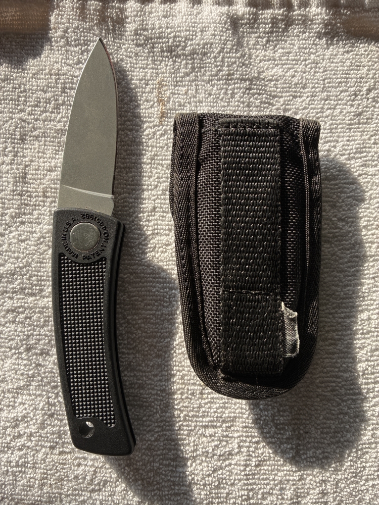 New vintage Gerber pocket knife #7021
