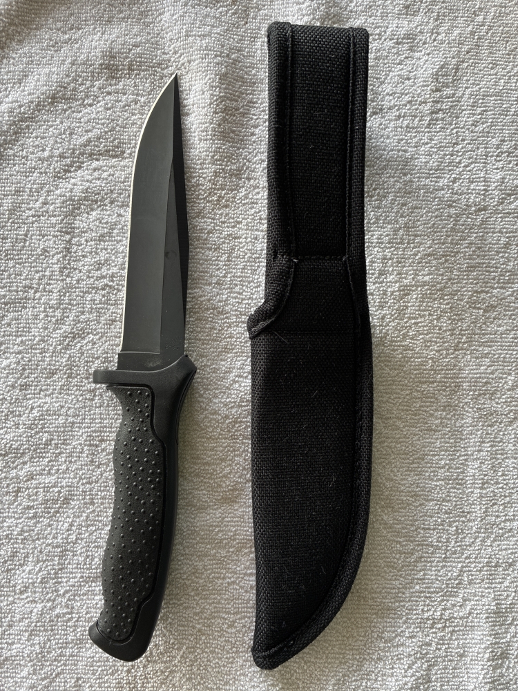 Vintage US Buck Knighthawk model #650 Fighting/Hunting Knife with Sheath 6” Blade 11” overall length 
