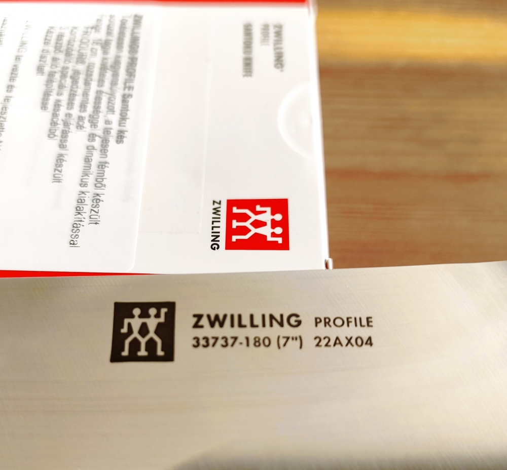 Zwilling Santoku Chef knife