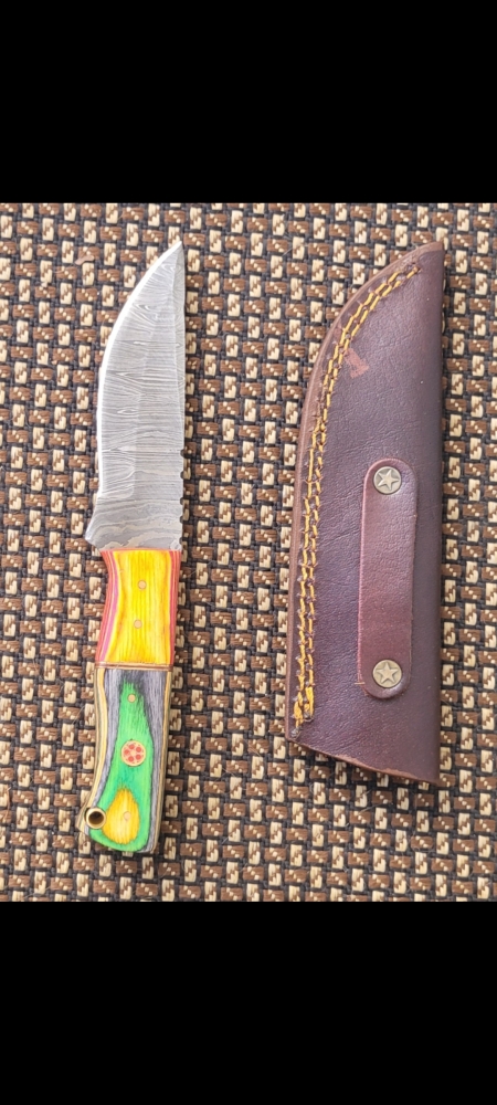 Handmade Damascus Fixed Blade Knife w/ Sheath