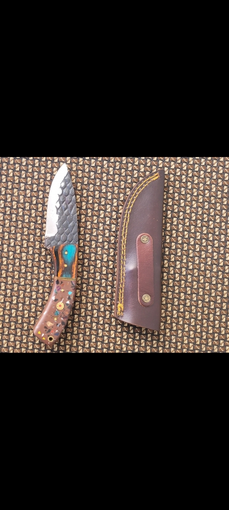 Damascus Steel Fixed Blade Knife w/ Sheath