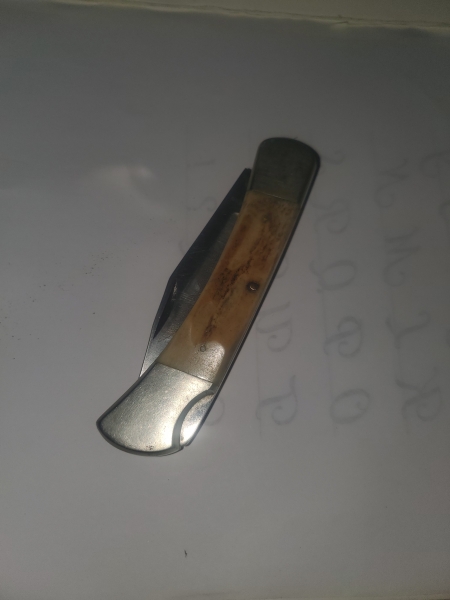 The Sears Craftsman 95137 (Parker) Lockback Hunter Pocket Knife