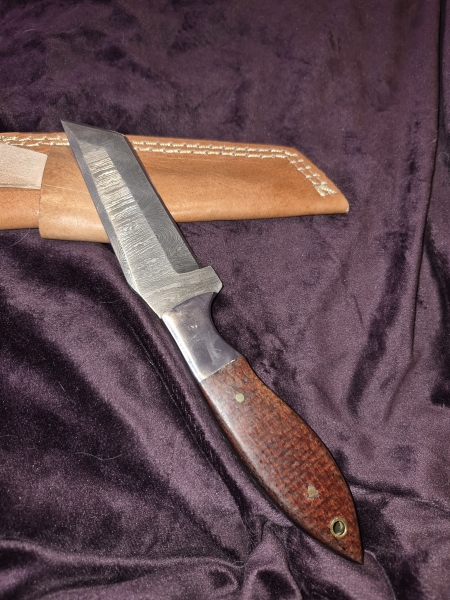 Custom Damascus Fixed Blade – Wood Handle – Modified Tanto Style – Leather Sheath