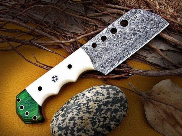 Premium Handmade Chef Knife/ Damascus Patter Blade 