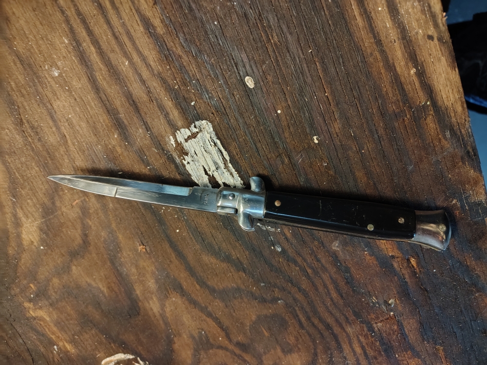 Old  stilletto