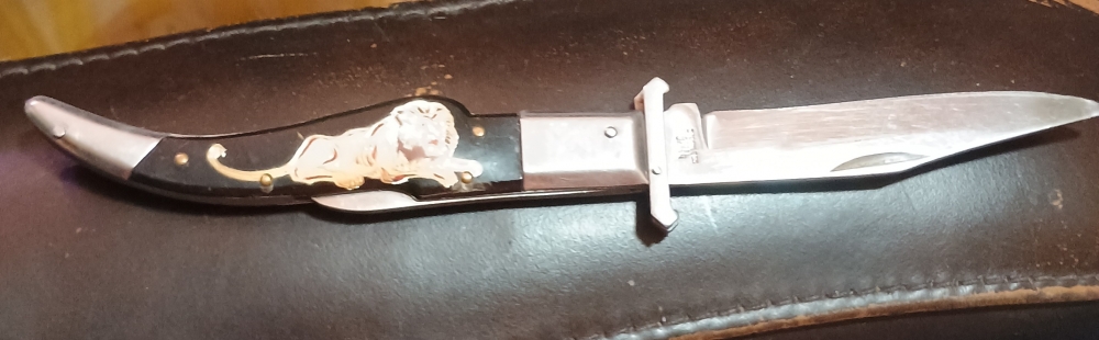 Folding knive
