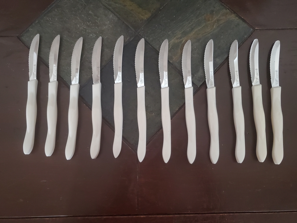 Cutco 32 piece Ultimate Set - Pearl White handles