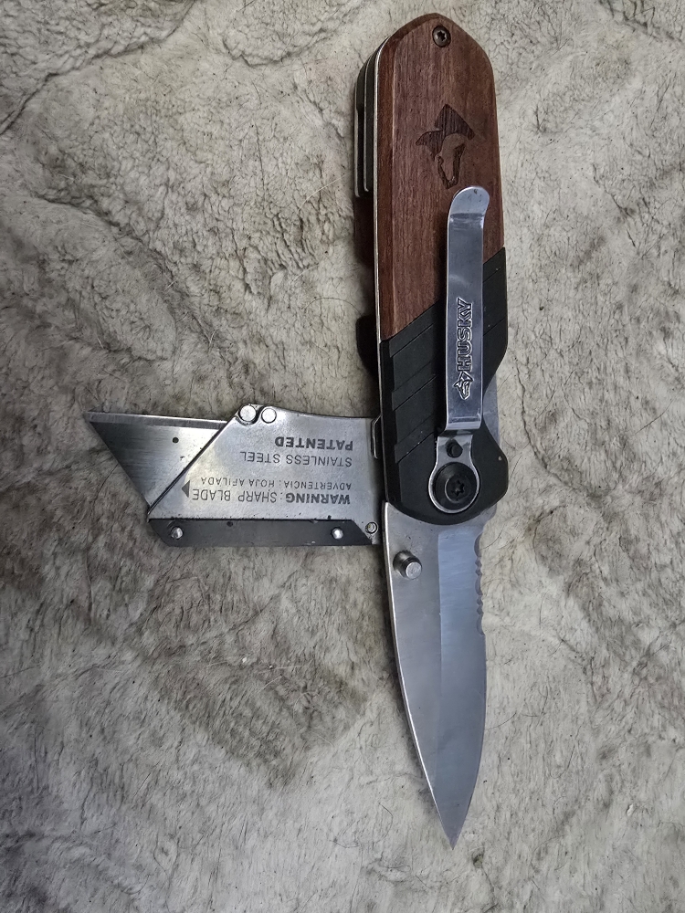 Husky knife 