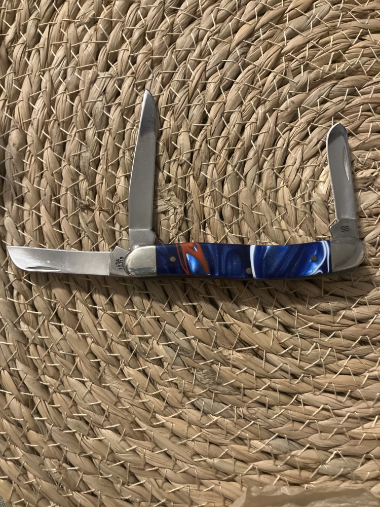 CASE KNIFE #8575 Trapper patriotic with kirinite handle NEVER USED ORIGINAL PACAKGING