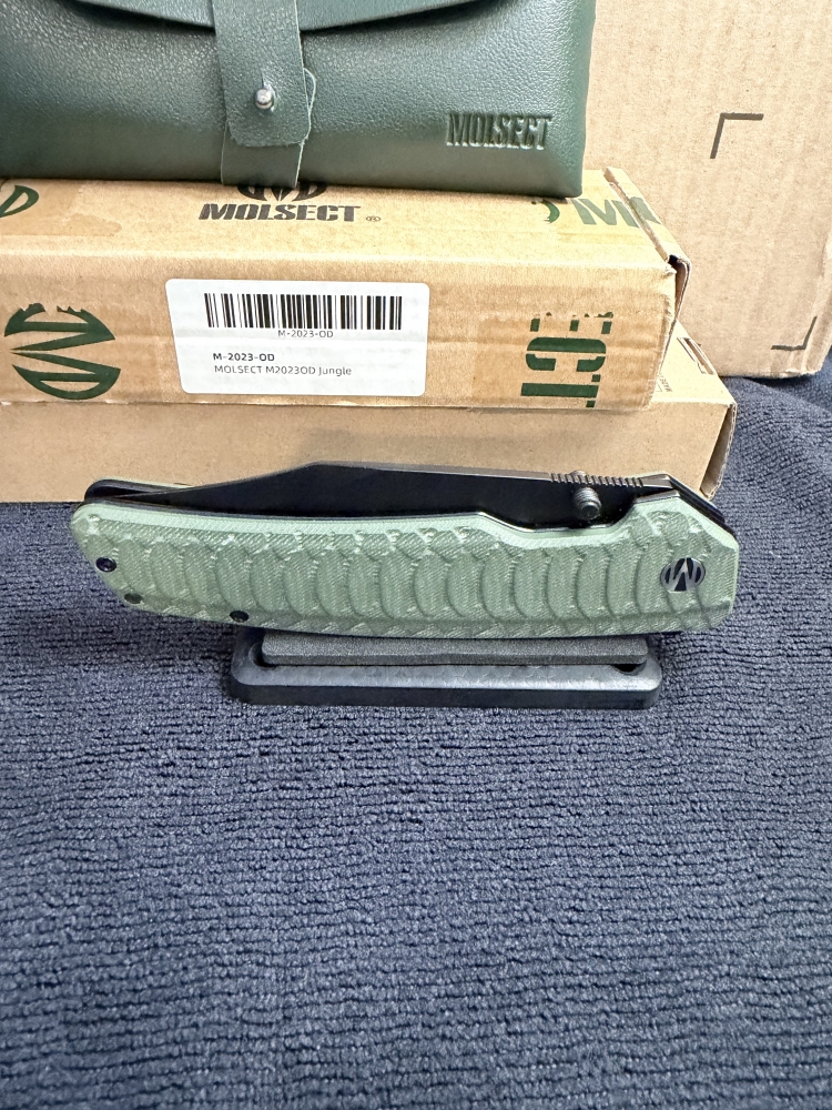 Molesect - Jungle M2023OD – 14C28N Bowie Liner Lock, OD Green G10 Handle
