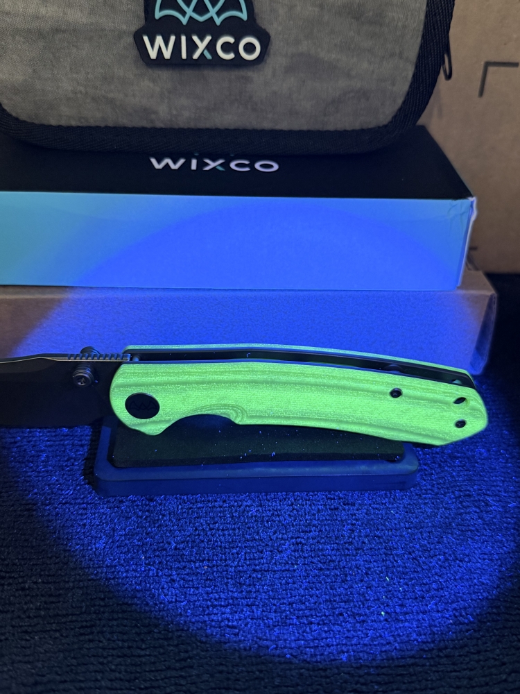 AXOR (WX15-F) Green Luminous G10 Handle