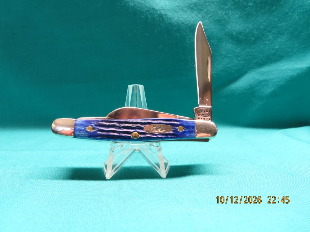 W.R. CASE & SONS CUTLERY Co. #6327 BLUE BONE MEDIUM STOCKMAN
