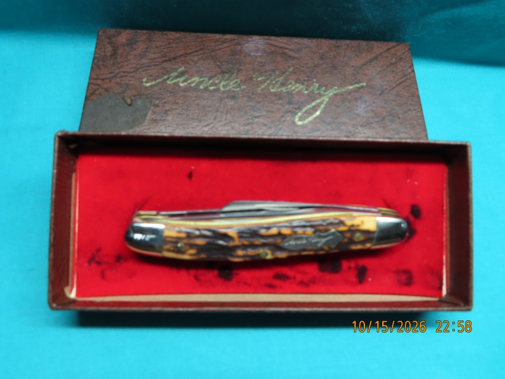 NIB!! SCHRADE/UNCLE HENRY 897UH POCKETKNIFE