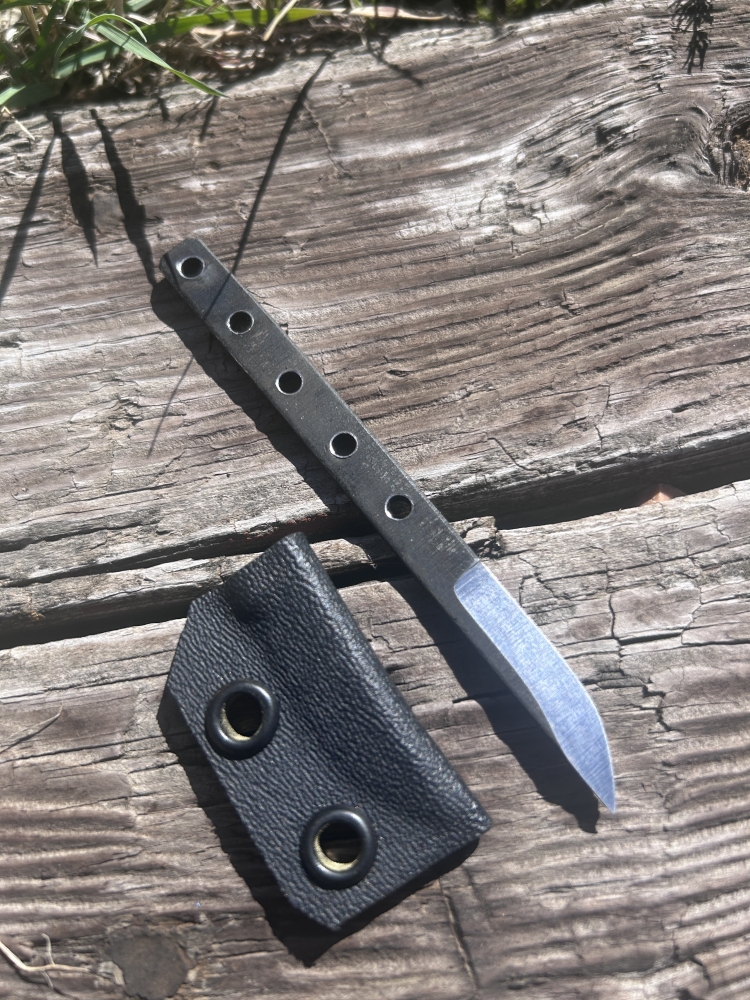 Mini scalpel neck knife