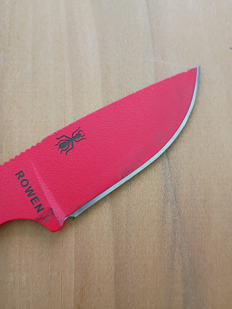 ESEE Izula in Blade HQ exclusive red powdercoat