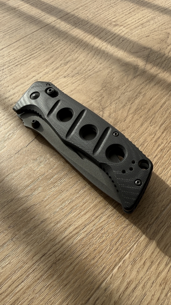 Benchmade Adamas Black G10 (Drop-Point) - 275GY-1